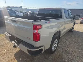Chevrolet Silverado 1500 2026 4x4 RST 4puertas Cabina Dobles 6.6 pies de cama