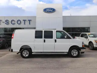 Chevrolet Express 2025 2500 3dr Carrocería de Carga Van