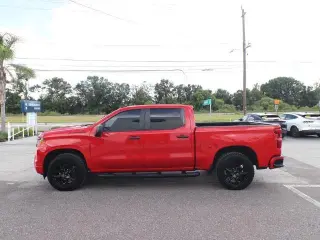 Chevrolet Silverado 1500 2024 4x2 Custom 4dr Crew Cab 5.8 ft. SB