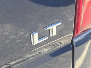 Chevrolet Silverado 1500 2020 4x2 LT cabina doble con 4 puertas, cama de 5.8 pies