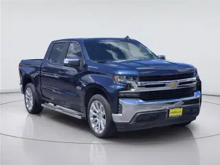 Chevrolet Silverado 1500 2020 4x2 LT cabina doble con 4 puertas, cama de 5.8 pies