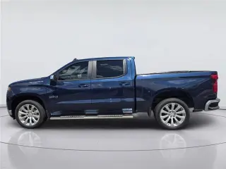Chevrolet Silverado 1500 2020 4x2 LT cabina doble con 4 puertas, cama de 5.8 pies