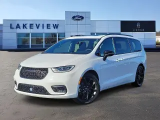 Chrysler Pacifica 2025 Limited 4p Minivan