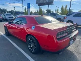 Dodge Challenger 2015 SRT 392 2dr Coupe