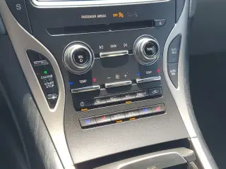 Lincoln Nautilus 2019 AWD Reserve 4dr SUV