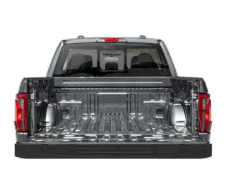 Ford F-150 2025 4x4 XLT 4p SuperCrew 5.5 pie SB