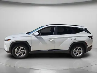 Hyundai TUCSON 2023 SEL SUV 4 puertas