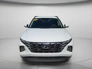 Hyundai TUCSON 2023 SEL SUV 4 puertas