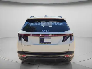 Hyundai TUCSON 2023 SEL SUV 4 puertas