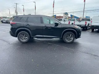 Nissan Rogue 2023 AWD S 4dr Crossover