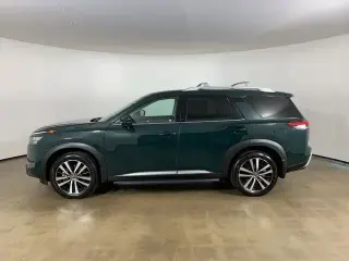 Nissan Pathfinder 2025 AWD Platinum 4dr SUV