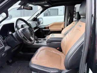 Ford F-150 2017 4x4 Limited 4dr SuperCrew 5.5 ft. SB
