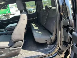 Ford F-150 2023 4x4 XL 4dr SuperCab 6.5 ft. SB