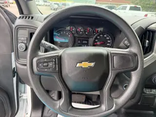 Chevrolet Silverado 1500 2025 4x2 Work Truck 2p Cabina Regular 8 pies LB