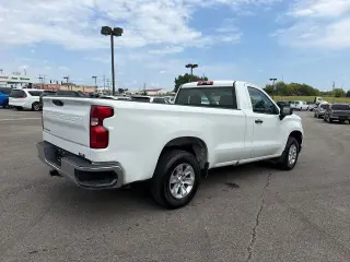 Chevrolet Silverado 1500 2025 4x2 Work Truck 2p Cabina Regular 8 pies LB
