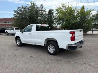 Chevrolet Silverado 1500 2025 4x2 Work Truck 2p Cabina Regular 8 pies LB