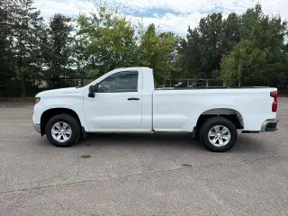 Chevrolet Silverado 1500 2025 4x2 Work Truck 2p Cabina Regular 8 pies LB