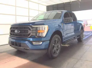 Ford F-150 2023 4x4 XLT 4p SuperCrew 5.5 ft. CB