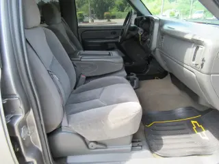 Chevrolet Silverado 1500 Clásico 2007 LS2 4dr Crew Cab 5.8 ft. SB