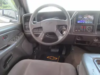 Chevrolet Silverado 1500 Clásico 2007 LS2 4dr Crew Cab 5.8 ft. SB
