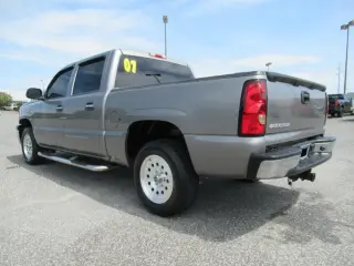 Chevrolet Silverado 1500 Clásico 2007 LS2 4dr Crew Cab 5.8 ft. SB