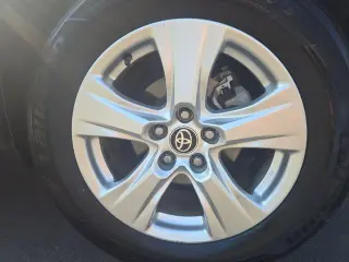 Toyota RAV4 XLE 2021 de 4 puertas SUV