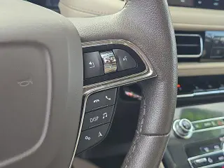 Lincoln Nautilus 2023 4x4 Estándar SUV 4p
