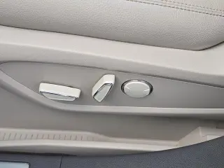 Lincoln Nautilus 2023 4x4 Estándar SUV 4p