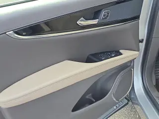 Lincoln Nautilus 2023 4x4 Estándar SUV 4p