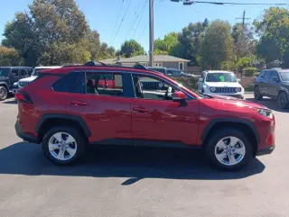 Toyota RAV4 2019 AWD XLE SUV de 4 puertas