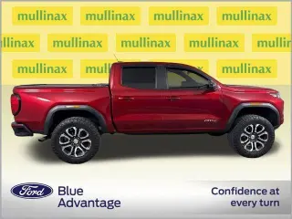 GMC Canyon 2023 4x4 AT4 4dr Crew Cab 5 ft. SB