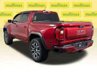 GMC Canyon 2023 4x4 AT4 4dr Crew Cab 5 ft. SB