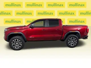 GMC Canyon 2023 4x4 AT4 4dr Crew Cab 5 ft. SB