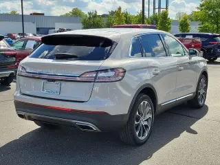Lincoln Nautilus 2023 AWD Reserve 4dr SUV