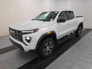GMC Canyon 2024 4x4 AT4 4p Puertas Crew Cab Cabina Completa 5 ft. SB