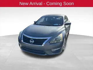 Nissan Altima 2014 2.5 S 4dr Sedán