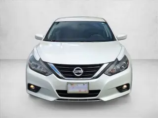 Nissan Altima 2018 2.5 SR 4dr Sedan