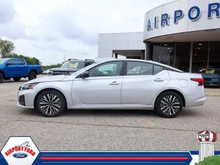 Nissan Altima 2025 2.5 SV Sedán de 4 puertas