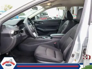 Nissan Altima 2025 2.5 SV Sedán de 4 puertas