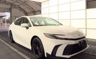 Toyota Camry 2025 SE 4dr Sedan
