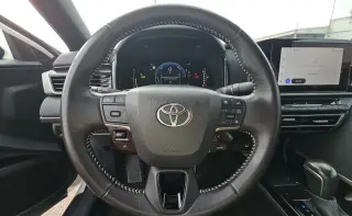 Toyota Camry 2025 SE 4dr Sedan