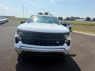 Chevrolet Silverado 1500 2025 4x2 Work Truck 2p Cabina Regular 8 pies LB