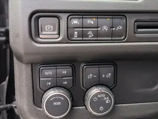 Chevrolet Suburban 2022 4x4 Z71 4dr SUV