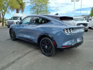 Ford Mustang Mach-E 2023 AWD California Route 1 4dr SUV