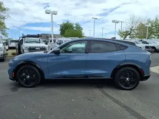 Ford Mustang Mach-E 2023 AWD California Route 1 4dr SUV