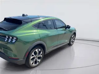 Ford Mustang Mach-E 2025 Select SUV 4p.