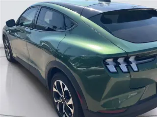 Ford Mustang Mach-E 2025 Select SUV 4p.
