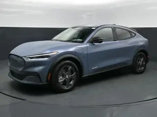 Ford Mustang Mach-E 2023 Select 4dr SUV
