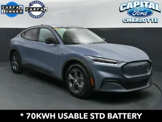 Ford Mustang Mach-E 2023 Select 4dr SUV