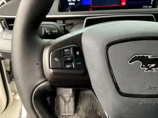Ford Mustang Mach-E 2024 AWD Select 4dr SUV